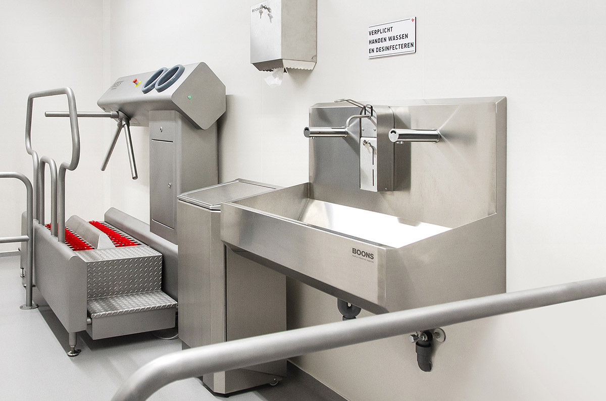 Personal hygiene station URK hand wash chute BoonsFIS